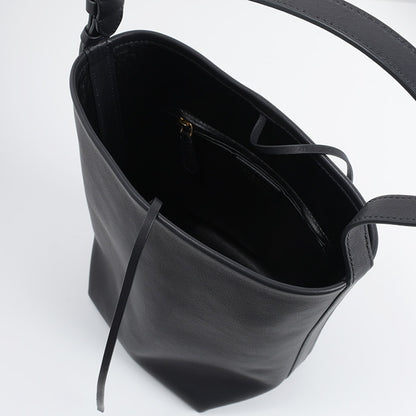 THE ROW レザー製バッグ