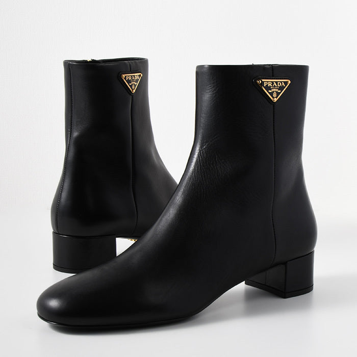 PRADA レザーアンクルブーツ