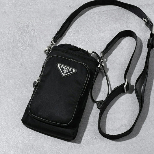 PRADA Re-Nylon スマートフォンケース