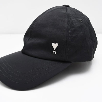 AMI PARIS AMI DE COEUR studded cap 