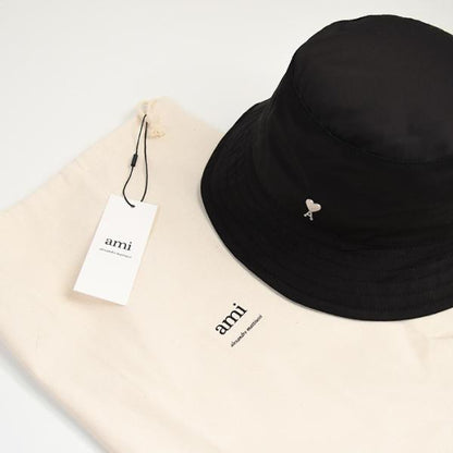 AMI PARIS AMI DE COEUR アミパリス Ami de Coeur スタッド ナイロン バケットハット