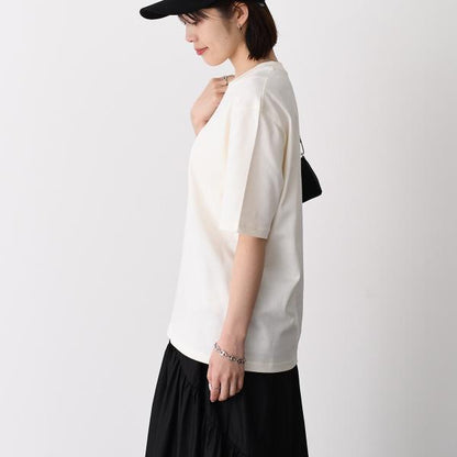 AMI PARIS エンボス Tシャツ