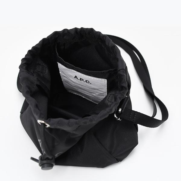 APC BACKSTAGE クロスボディポーチ