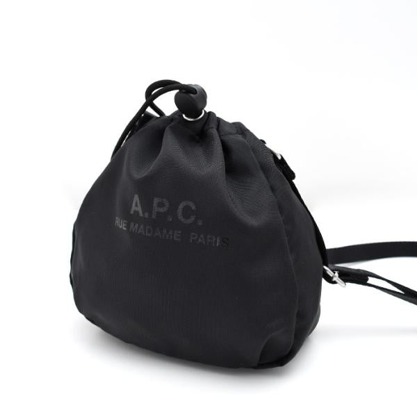 APC BACKSTAGE クロスボディポーチ