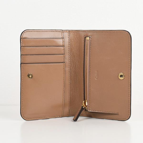 CHLOE シャイニーレザー製クロエ Cバイフォールドウォレット