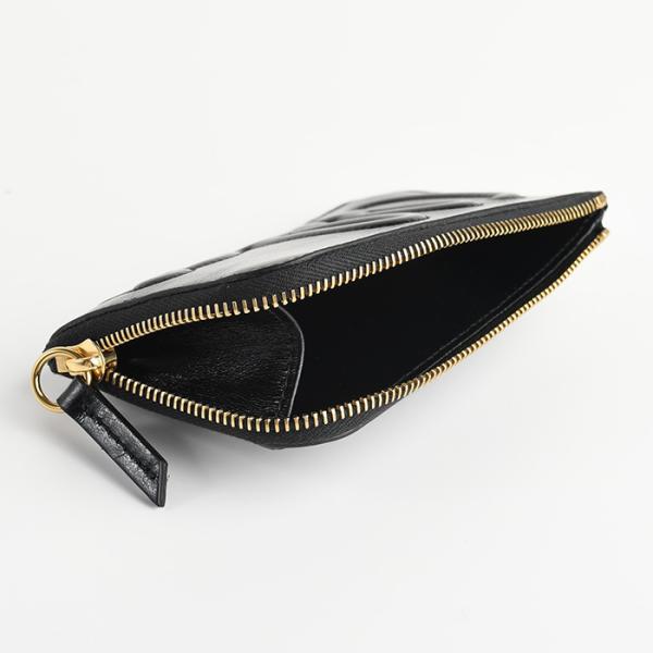 CHLOE シャイニーレザー製クロエ Cカードスロット付きスモールウォレット