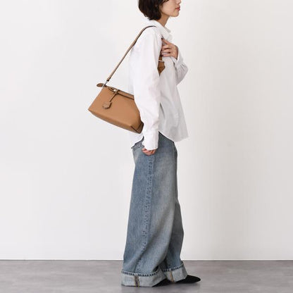 FENDI フェンディ バイ ザ ウェイ セレリア ミディアム