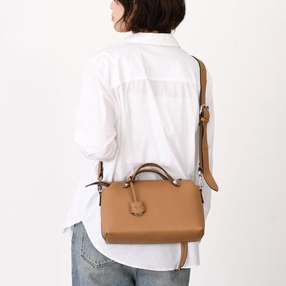 FENDI フェンディ バイ ザ ウェイ セレリア ミディアム