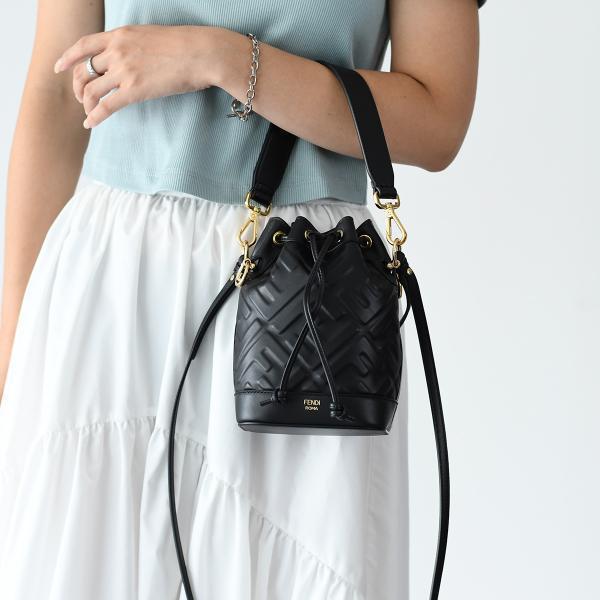 FENDI モン トレゾール レザー ミニバッグ FFモチーフ