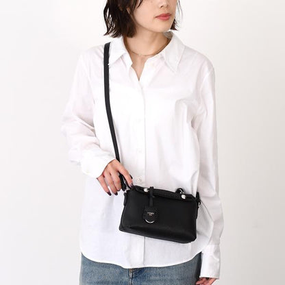 FENDI フェンディ バイ ザ ウェイ セレリア ミニ