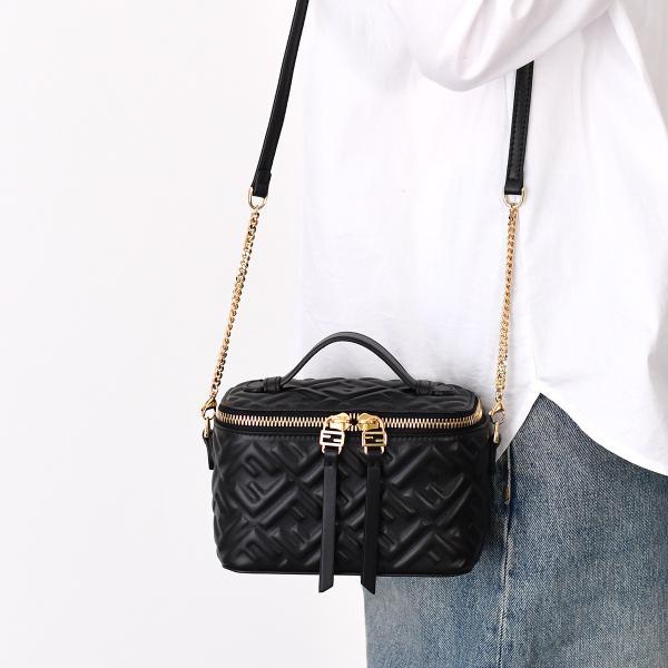 FENDI フェンディ Fendi ヴァニティ
