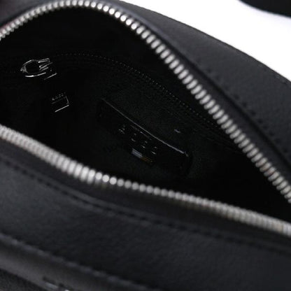 HUGO BOSS RAY レポーターバッグ エンボスロゴ