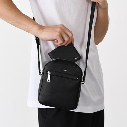 HUGO BOSS RAY レポーターバッグ エンボスロゴ