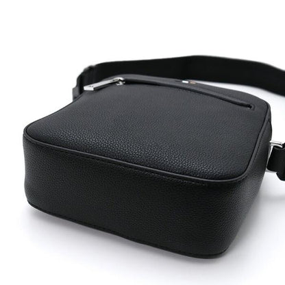 HUGO BOSS RAY レポーターバッグ エンボスロゴ