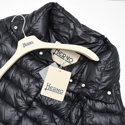 HERNO AMINTAショートダウンジャケット