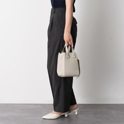 LOEWEハンモックバッグ コンパクト ソフトグレインカーフ