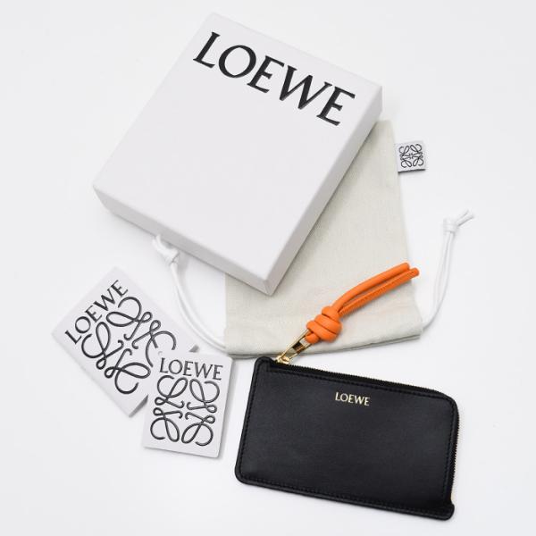 LOEWE ロエベ ノット コインカードホルダー（シャイニーナパカーフ）