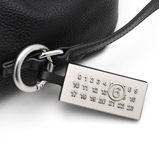 MM6 MAISON MARGIELA エムエムシックス メゾン マルジェラ 「ニューメリック」タグ キーリング