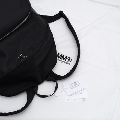 MM6 MAISON MARGIELA ニューメリック 3ポケット バックパック