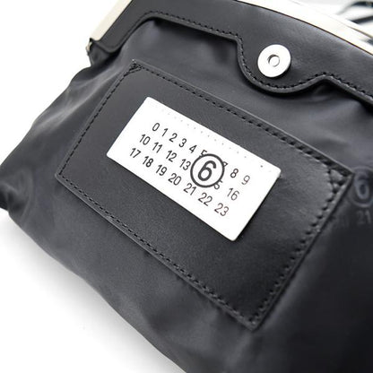 MM6 MAISON MARGIELA エムエムシックス メゾン マルジェラ リバースポシェット ミニ
