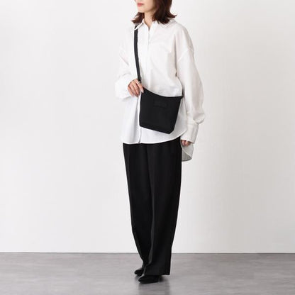 MM6 MAISON MARGIELA 「ニューメリック」 ナイロン バーティカル クロスボディバッグ