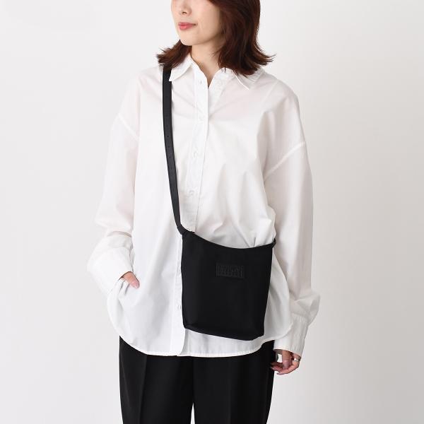 MM6 MAISON MARGIELA 「ニューメリック」 ナイロン バーティカル クロスボディバッグ