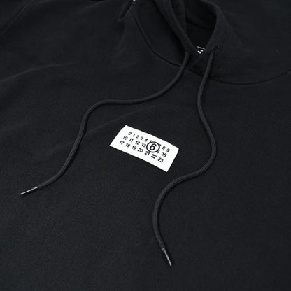 MM6 MAISON MARGIELA ナンバリングスウェットシャツ