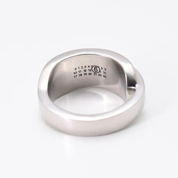 MM6 MAISON MARGIELA ナンバリングロゴリング