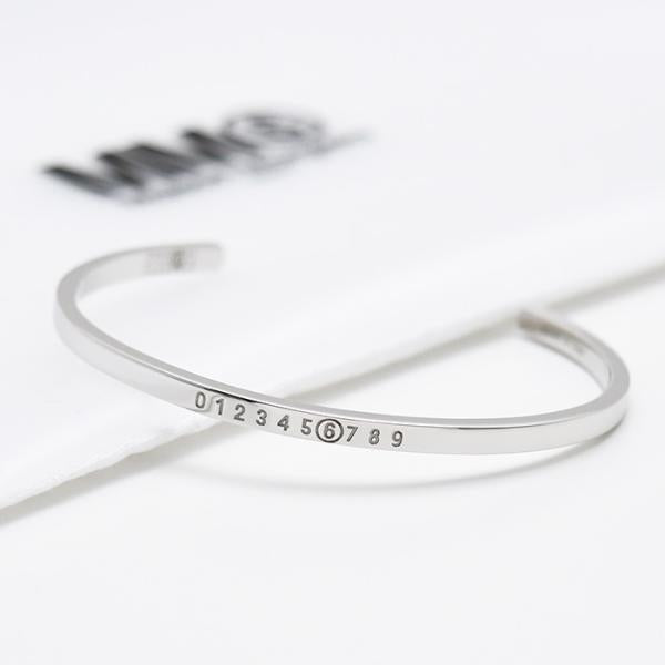 MM6 MAISON MARGIELA Numeric ミニマルシグネチャー カフブレスレット