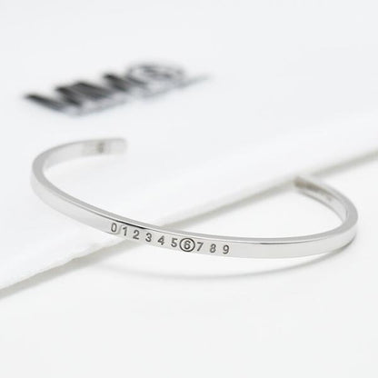 MM6 MAISON MARGIELA Numeric ミニマルシグネチャー カフブレスレット
