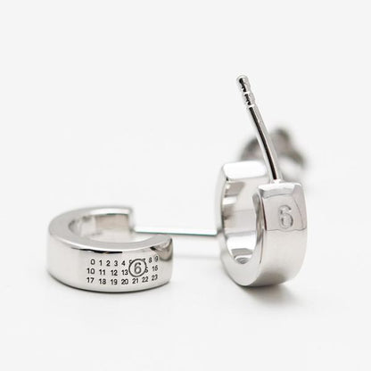 MM6 MAISON MARGIELA ニューメリック ミニマル フープピアス