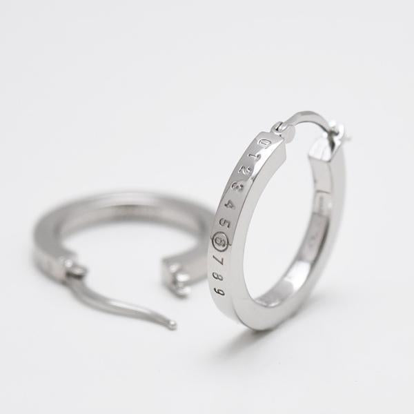 MM6 MAISON MARGIELA ナンバリング フープピアス