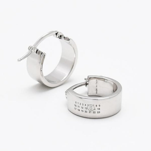 MM6 MAISON MARGIELA ニューメリック フープピアス
