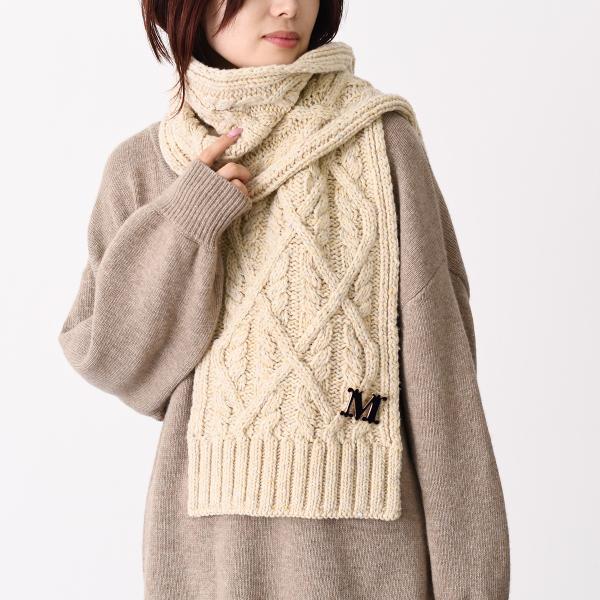 Max Mara  EGREGE モノグラムブローチ
