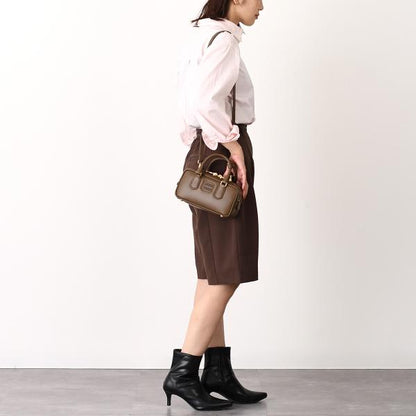 MIU MIU アルカディ レザー バッグ　レギュラー