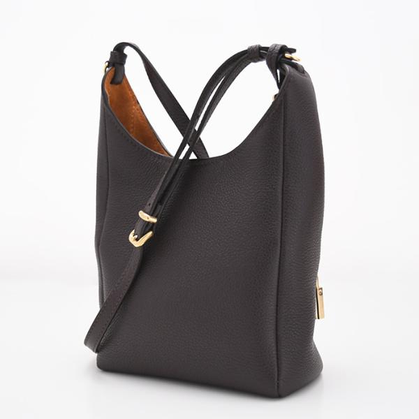 MIU MIU レザーバケットバッグ