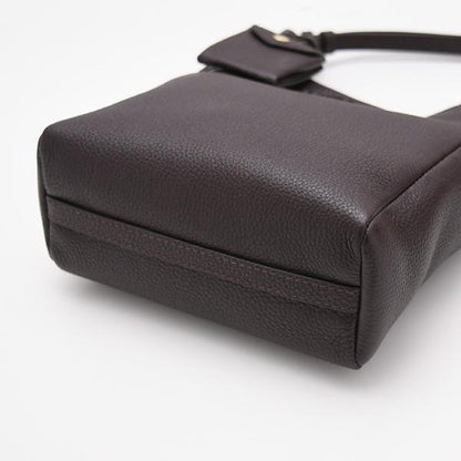 MIU MIU レザーバケットバッグ