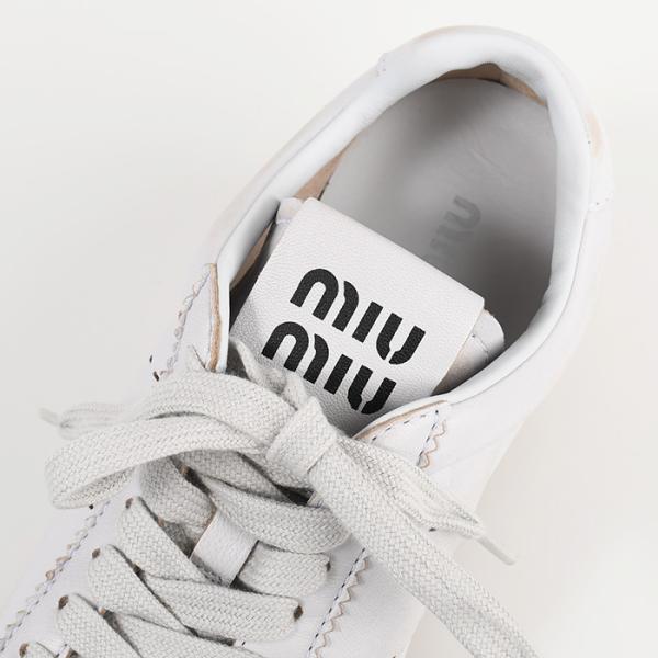 MIU MIU プリューム ブリーチドナッパレザー スニーカー