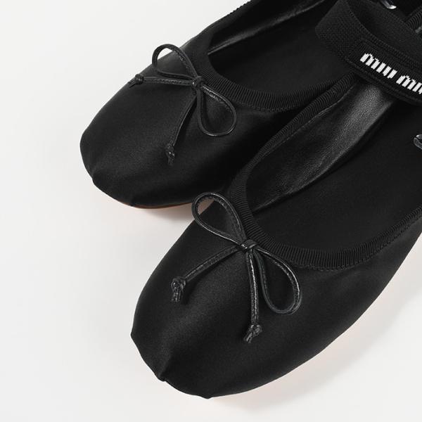 MIU MIU サテンバレリーナ