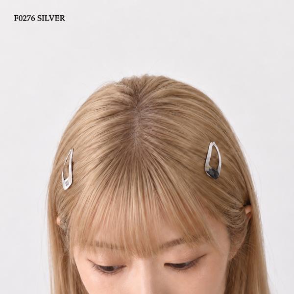 MIU MIU メタルヘアクリップ
