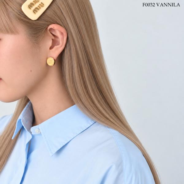 MIU MIU エナメルメタル ピアス