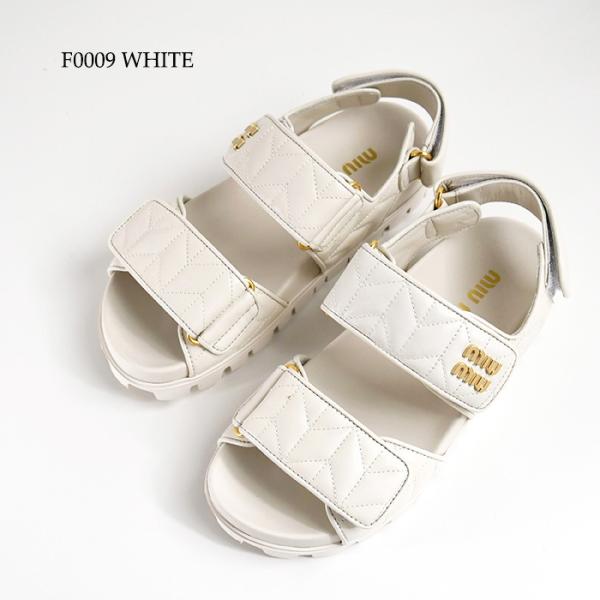 MIU MIU 스포티 마테라세 가죽 샌들 