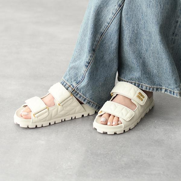 MIU MIU 마테라세 가죽 샌들 