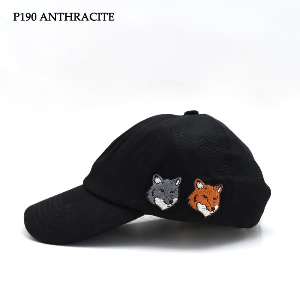 MAISON KITSUNE ダブル ボールド フォックスヘッド キャップ