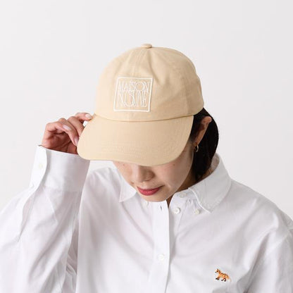 MAISON KITSUNE STAMP キャップ