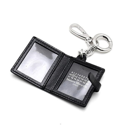 MAISON MARGIELA メゾン マルジェラ 4ステッチ IDフォトホルダーチャーム