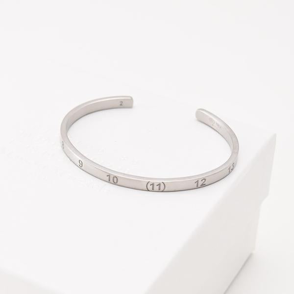 MAISON MARGIELA メゾン マルジェラ ナンバリングカフブレスレット