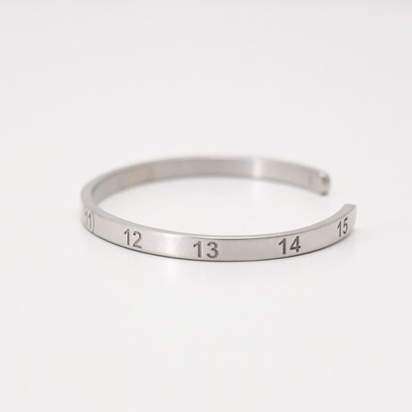 MAISON MARGIELA メゾン マルジェラ ナンバリングカフブレスレット