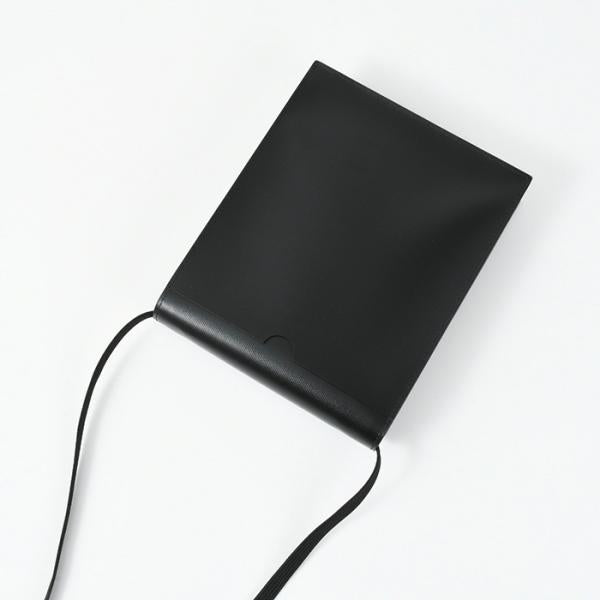 MARNI シューレースストラップ付きポーチ