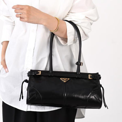 PRADA プラダ プラダ ボニー ミディアム レザー ハンドバッグ